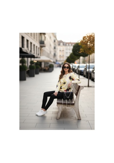 The Kadın Krem Baskılı Bisiklet Yaka Sweatshirt %100 Pamuk 3 İplik Şardonsuz Rahat Kalıp Krem The Kadın Krem Baskılı Bisiklet Yaka Sweatshirt %100 Pamuk 3 İplik Şardonsuz Rahat Kalıp Krem