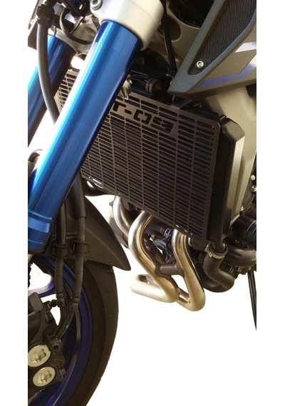 GP Kompozit Yamaha MT-09 2013-2016 Uyumlu Radyatör Koruma Siyah
