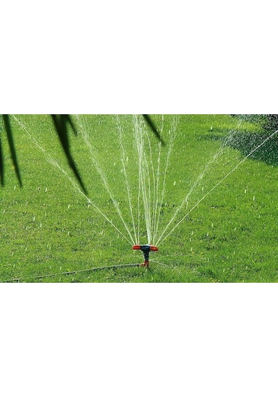 Kazıklı Turbo Üç Kollu Çim Fıskiyesi Sprink Rekorlu
