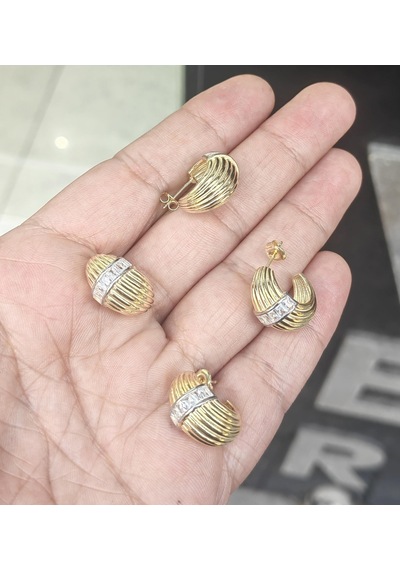 Yarım Ay Desenli Gümüş Küpe, Baget Taşlarla - Gold Renk Gümüş