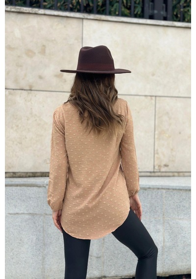 WeShaya Kadın Camel Uzun Truvakar Kol, Öpücük Yaka, Ponponlu Kumaş Basic Kesim Bluz - Tesettüre Uygun Taba