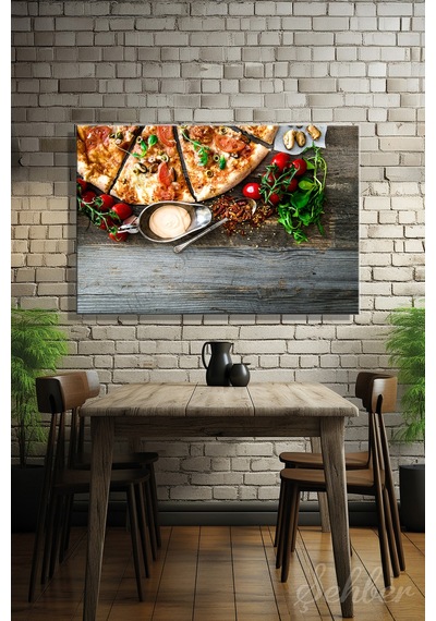 Pizza Domatesler Roka Soslar İştah Açıcı Bir Yemek Kompozisyonu Yatay Kanvas Tablo 3971