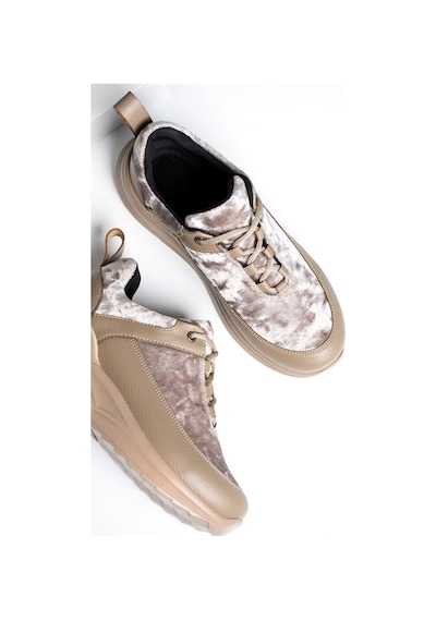 Yeni Bej - Kadife Dolgu Taban Sneaker Model 440583 Bej