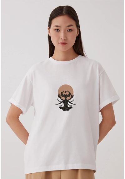 Noıssey Yengeç Burcu Tasarımlı Baskılı - Unisex Oversize Beyaz T-shirt Çok Renkli Noıssey Yengeç Burcu Tasarımlı Baskılı - Unisex Oversize Beyaz T-shirt Çok Renkli