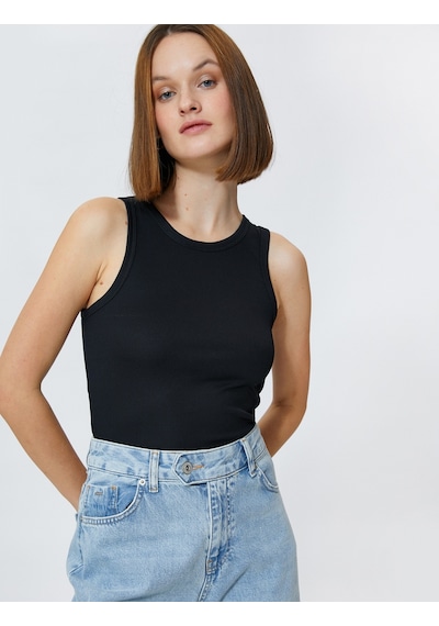 Koton Basic Atlet Ribanalı Halter Yaka Siyah 3sak10211ek 3SAK10211EK999 Koton Basic Atlet Ribanalı Halter Yaka Siyah 3sak10211ek 3SAK10211EK999
