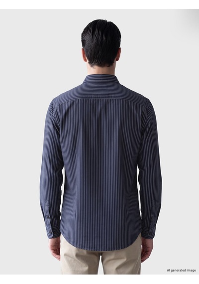 Lcwaıkıkı Classic Lacivert Regular Fit Çizgiili Gabardin Erkek Gömlek
