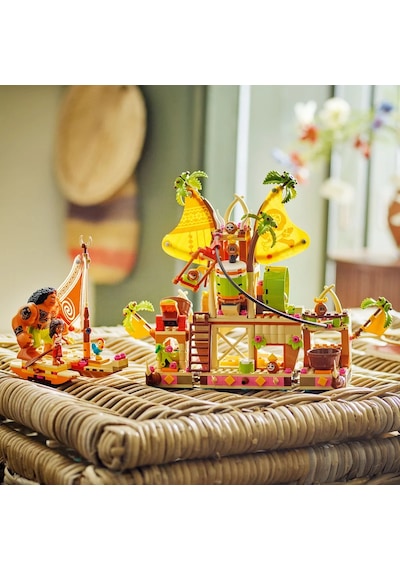LEGO® ǀ Disney Moana 2 Kakamora Gemisi 43258 - 7 Yaş ve Üzeri Çocuklar için Hazine Sandığı içeren Yaratıcı Oyuncak Yapım Seti (572 Parça)