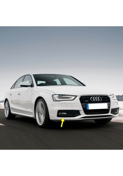 Audi A4 S-line 13-15 Sağ Ön Sis Farı Çerçevesi Kromlu 8k0807682m