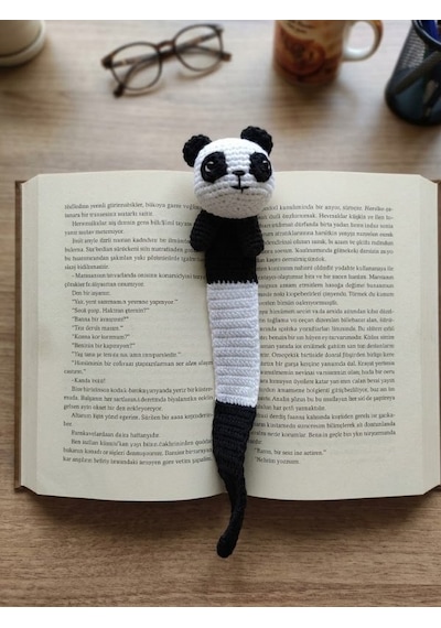 Amigurumi Panda Figürlü Pamuklu Kitap Ayracı Yüksek Kaliteli Malzeme, Detaylı İnce İşçilik