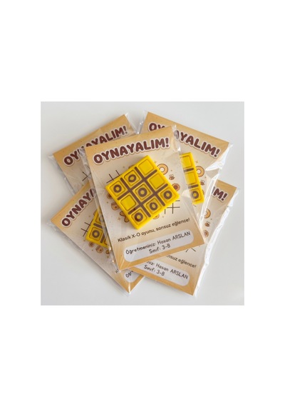 Xox Oyunu Karışık 10'lu Paket Kişiye Özel Öğretmen Adı Yazılı Kartlı Mini Tic Tac Toe Okul Karne Sınıf Hediyesi