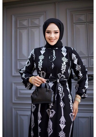 Hira Life Fashion Kadın Tesettür Geometrik Desen Önü Düğmeli Ve Bel Kuşaklı Viskon Elbise Siyah Siyah Hira Life Fashion Kadın Tesettür Geometrik Desen Önü Düğmeli Ve Bel Kuşaklı Viskon Elbise Siyah Siyah