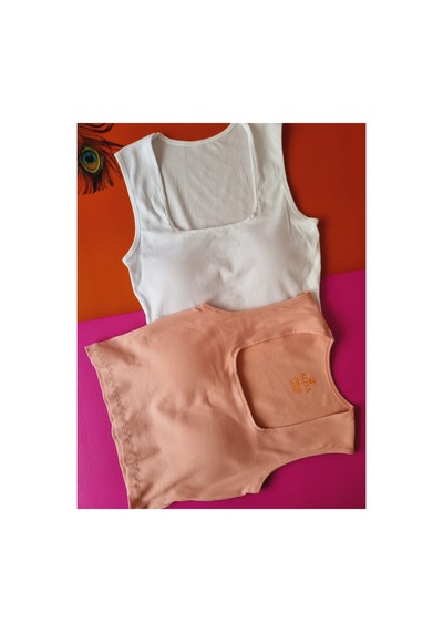 Demirsa Boutique Kare Yaka Kaşkorse Kumaş 2'li Pudra Ve Beyaz Kadın Sabit Pedli Crop Bluz Atlet Beyaz-pudra Demirsa Boutique Kare Yaka Kaşkorse Kumaş 2'li Pudra Ve Beyaz Kadın Sabit Pedli Crop Bluz Atlet Beyaz-pudra