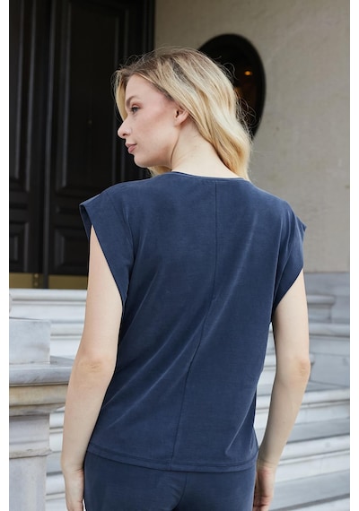 Jument Kadın Modal İpeksi Likralı Kumaş Geniş Sıfır Yaka Düşük Omuzlu T-shirt Bluz-lacivert Lacivert Jument Kadın Modal İpeksi Likralı Kumaş Geniş Sıfır Yaka Düşük Omuzlu T-shirt Bluz-lacivert Lacivert