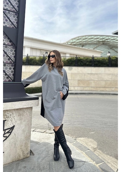 WeShaya Kadın Siyah Kapüşonlu, Ön Ve Arkası Farklı Renk, Kanguru Cepli, Salaş-oversize Elbise Siyah WeShaya Kadın Siyah Kapüşonlu, Ön Ve Arkası Farklı Renk, Kanguru Cepli, Salaş-oversize Elbise Siyah
