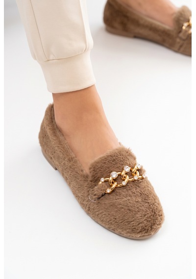 Nmoda Kadın Peluş Panduf Gold Zincir Taşlı Aksesuarlı Kapalı Loafer Yumuşak Tabanlı Kışlık Rahat Babet Vizon