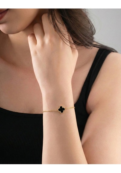 925 Ayar Siyah Oniks Taşlı Gold Tekli Yonca Gümüş Bileklik Rzb10053 Gümüş