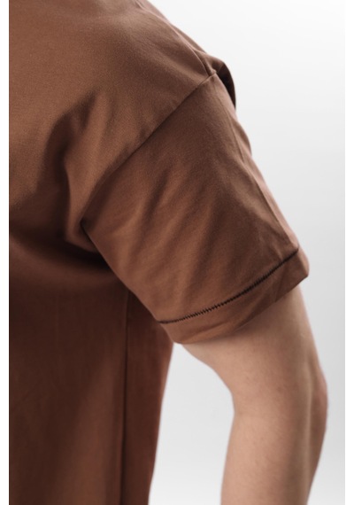 Madmext Kahverengi Bisiklet Yaka Çoban Dikişli Overfit Erkek T-shirt E7103 Kahverengi Madmext Kahverengi Bisiklet Yaka Çoban Dikişli Overfit Erkek T-shirt E7103 Kahverengi