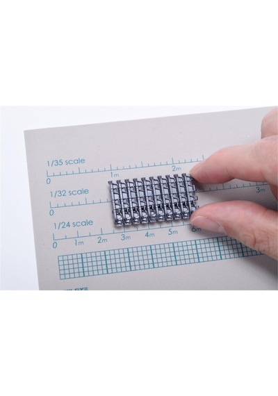 Mr.hobby Gt-91 Çalışma Levhası, Poliüretan, 30x30 Cm.