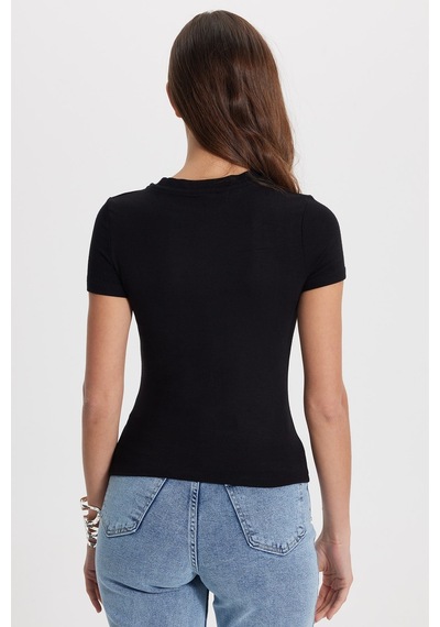Tudors Kadın Slim Fit Dar Kesim Pamuklu Kısa Kollu Bisiklet Yaka Siyah Tişört-50715