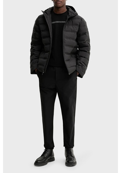 Calvin Klein Slim Fit Lastikli Bel Daralan Paça Pantolon Lv04lb614gub1 Erkek Pantolon Lv04lb614g Ub1 Siyah Calvin Klein Slim Fit Lastikli Bel Daralan Paça Pantolon Lv04lb614gub1 Erkek Pantolon Lv04lb614g Ub1 Siyah