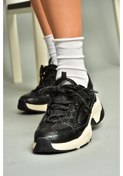 Fox Shoes U312414209 Siyah Kalın Tabanlı Spor Ayakkabı Sneakers Siyah-suni Deri Çok Renkli Fox Shoes U312414209 Siyah Kalın Tabanlı Spor Ayakkabı Sneakers Siyah-suni Deri Çok Renkli