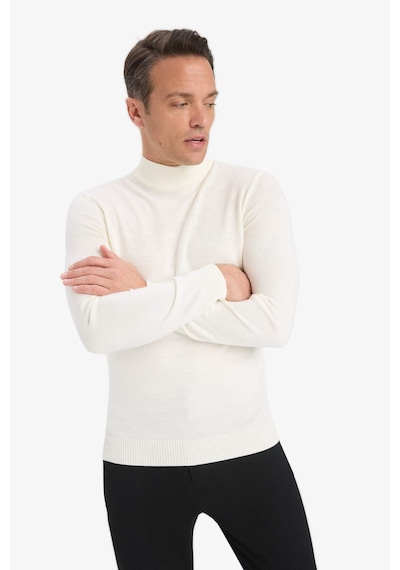 DeFacto Slim Fit Dar Kesim Yarım Balıkçı Yaka Basic Düz Triko Kazak R1127AZ24WNER100