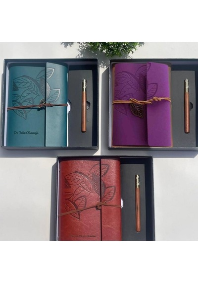 Kişiye Özel İsim Yazılı Yaprak Desenli Deri Defter Ve Kalem Hediye Seti Mor