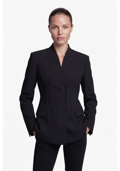 Nauvè V Yaka Gizli Düğmeli Ve Cepli Vücuda Oturan Blazer Ceket Siyah