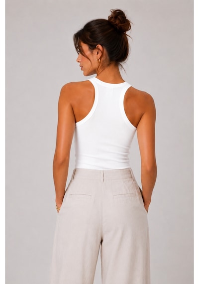 Parshey Kadın Halter Yaka Body Fit Kalıp Basic Rahat & Günlük Kullanım Beyaz