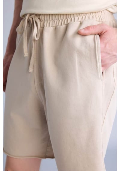 Defacto Baggy Fıt Esnek Belli Cepli Şort H7787ax26hsbg760 Bej-bg760