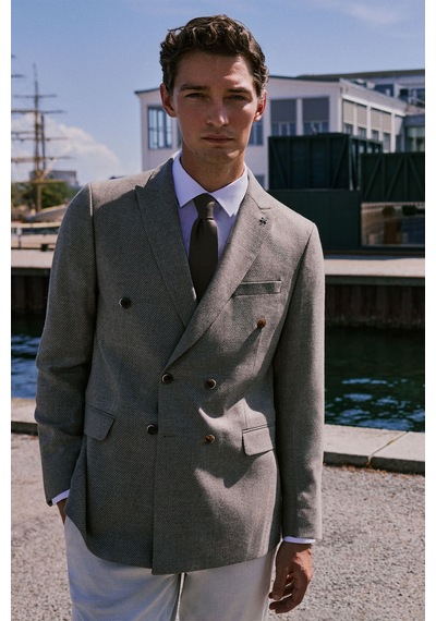 Altınyıldız Classıcs Erkek Bej Yünlü Slim Fit Kırlangıç Yaka Kapak Cepli Diagonal Desenli Blazer Kruvaze Ceket Altınyıldız Classıcs Erkek Bej Yünlü Slim Fit Kırlangıç Yaka Kapak Cepli Diagonal Desenli Blazer Kruvaze Ceket
