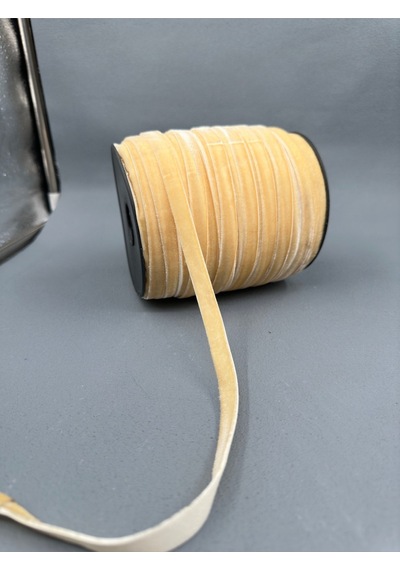 Paşateks - 1 Cm Düz Kadife - 5 Metre A.navajo Beyazı