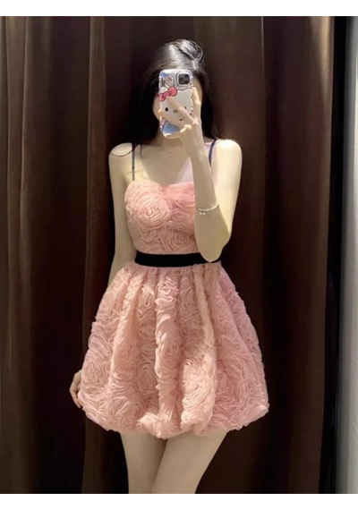 Fashion Cocktail Kumaş Gül Çiçek Kabartmalı İnce Askılı Fermuarlı Tütü Prenses Party Kokteyl Elbisesi Pudra Fashion Cocktail Kumaş Gül Çiçek Kabartmalı İnce Askılı Fermuarlı Tütü Prenses Party Kokteyl Elbisesi Pudra