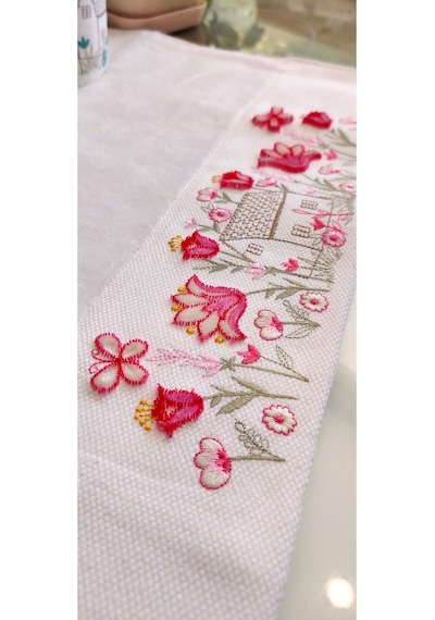 6.lı Set Annem 50x90 Cm. Özel Tafting Nakışlı Kadife Doku Çeyizlik Lüks Havlu Seti Beyaz Beyazev Beyaz