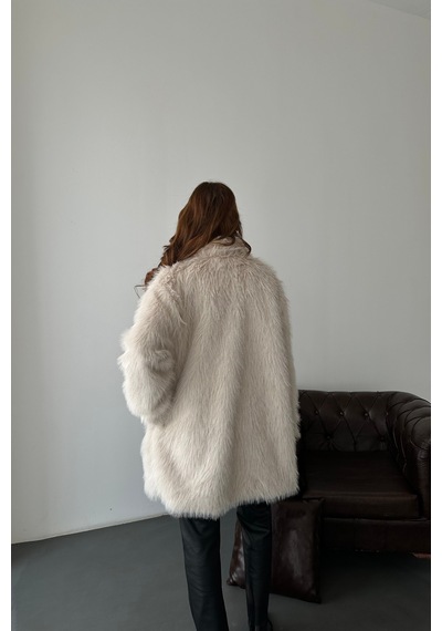 Myloore Kadın Bej Oversize Premium Kürk Kaban Mlb106