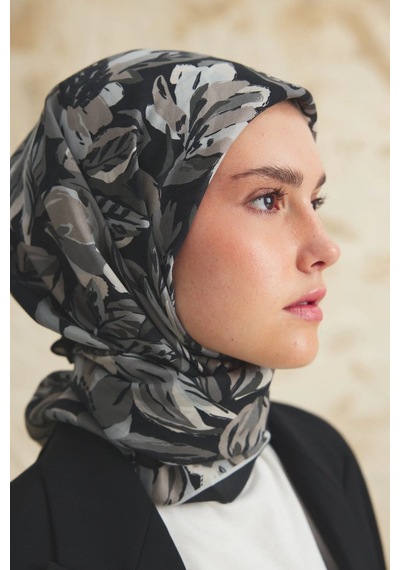Emproyal Çiçekli Desen Velune Eşarp Siyah