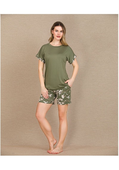 İkikareshop Şık Tasarım Çiçek Desenli Yeşil Şortlu Kısa Kol Viskon Pijama Takımı Çok Renkli