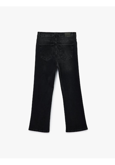 Koton Yüksek Bel Dar Kalıp Düğmeli Cepli İspanyol Paça Crop Jean Pantolon - Flare Jeans Siyah 7wal40010md Koton Yüksek Bel Dar Kalıp Düğmeli Cepli İspanyol Paça Crop Jean Pantolon - Flare Jeans Siyah 7wal40010md