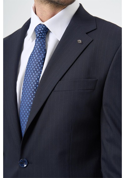 İmza Lacivert Çizgili Mono Yaka Astarlı 6 Drop Slim Fit Dar Kesim Takım Elbise 1001245102 Koyu Lacivert İmza Lacivert Çizgili Mono Yaka Astarlı 6 Drop Slim Fit Dar Kesim Takım Elbise 1001245102 Koyu Lacivert
