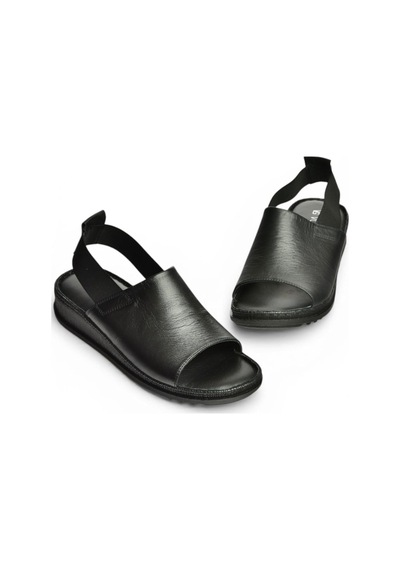 Fox Shoes Y555541303 Siyah Hakiki Deri Alçak Tabanlı Kadın Sandalet