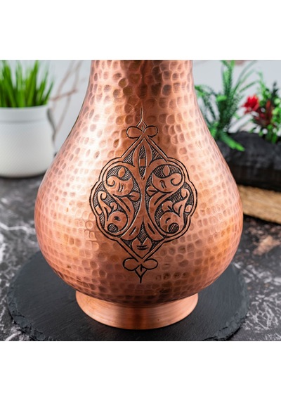 Gaziantep El Yapımı Bakır Sürahi 1800 Ml Osmanlı Motifli, Pirinç Kulplu, El Dövmesi Bakır Su Sürahisi