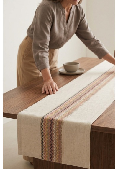 Renkli Zikzak Şerit Desenli Dekoratif Pamuk Runner Masa Örtüsü 40x130 Cm Çok Renkli