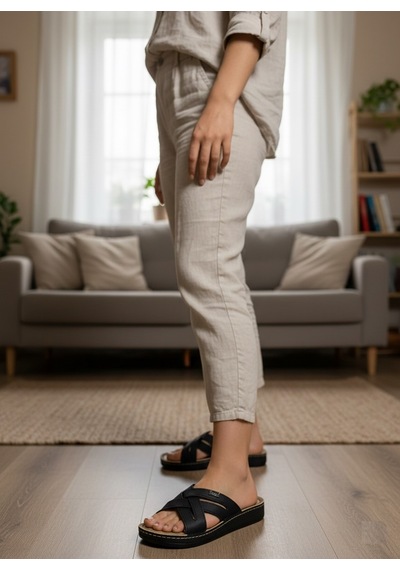 Vojo Aw2 Ortopedik Yumuşak Hafif Taban Kadın Terlik 267800001882 01 Siyah Siyah