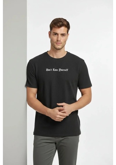 Veraura Lifestyle Erkek Wafıl Kumaş Tişört Regular Kalıp Bisiklet Yaka Baskılı Günlük Basic T-shirt - Siyah