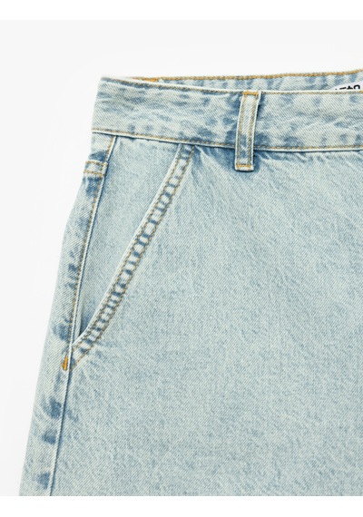 Koton Pamuklu Chino Cepli Rahat Kalıp Düğmeli Mini Denim Şort Açık İndigo 5sal40313md Açık İndigo Koton Pamuklu Chino Cepli Rahat Kalıp Düğmeli Mini Denim Şort Açık İndigo 5sal40313md Açık İndigo