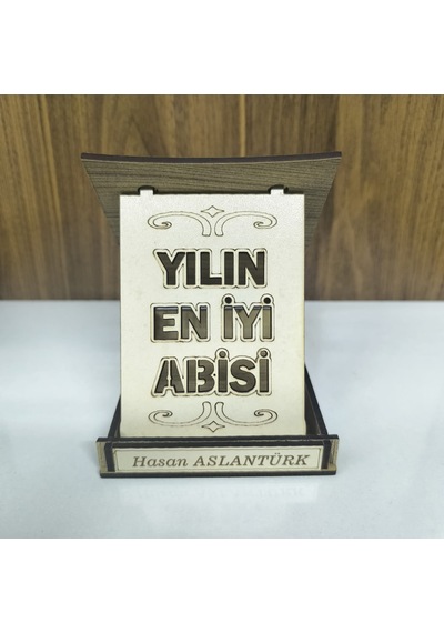 Kişiye Özel Yılın En İyi Abisi Ahşap Plaket 9,5x13,5x2,5