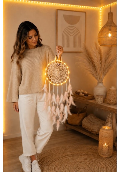 Led Işıklı Düş Kapanı Pudra Beyaz Tüylü Bohem Duvar Süsü 22 Cm El Yapımı Dream Catcher Deniz Kabuklu