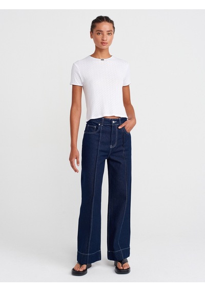 Dilvin 31795 Fiyonk Detaylı Kısa Kollu Kontrast T-shirt-beyaz Beyaz