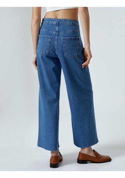 Koton Geniş Kısa Paça Kot Pantolon Düğmeli Yüksek Bel - Sandra Jeans Orta İndigo 4sal40087md 4SAL40087MDMID İndigo Koton Geniş Kısa Paça Kot Pantolon Düğmeli Yüksek Bel - Sandra Jeans Orta İndigo 4sal40087md 4SAL40087MDMID İndigo
