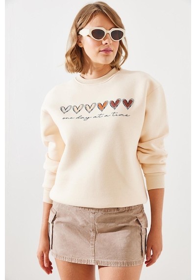 Shade Kadın Üç İplik Şardonlu Renkli Kalp Baskılı Sweatshirt Mbhs007 60601007 - Bej
